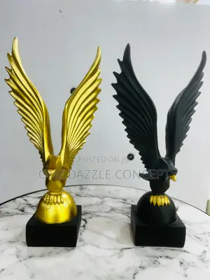 Stunning Eagle Figurine