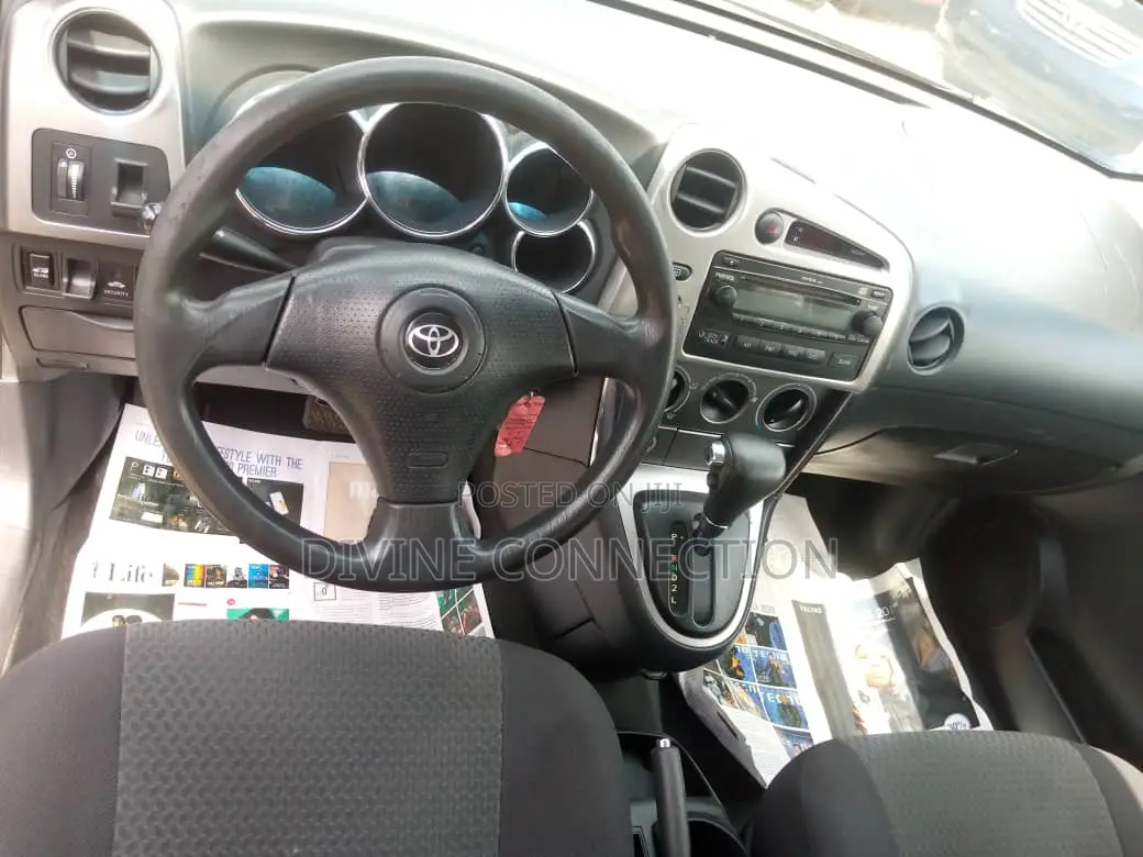 Toyota Matrix 2007 Gray