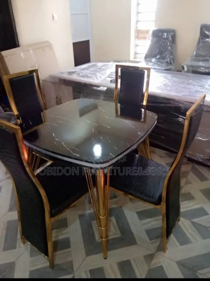 Portable Dining Table