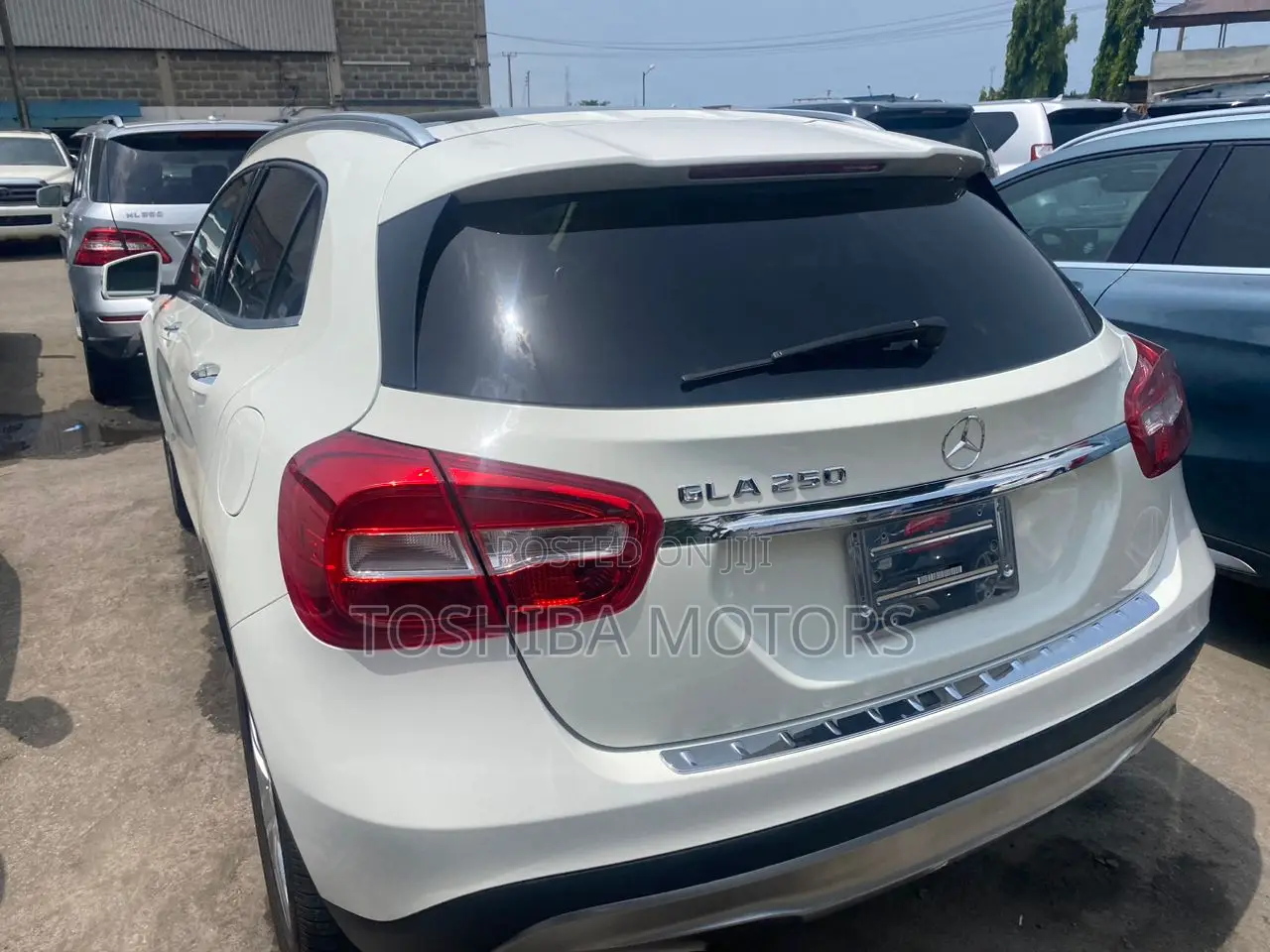 Mercedes-Benz GLA 250 2016 White