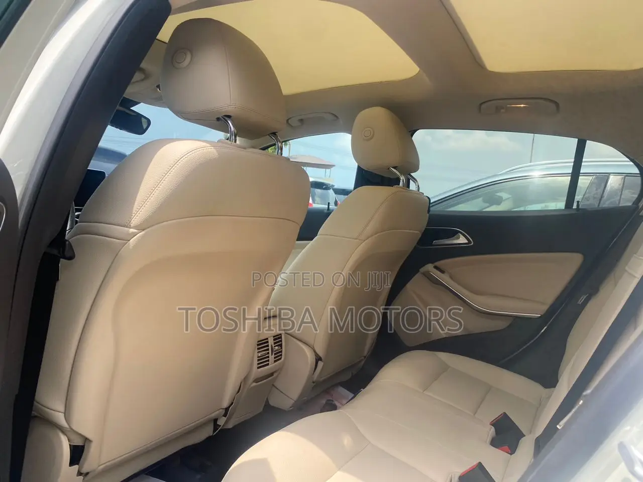 Mercedes-Benz GLA 250 2016 White