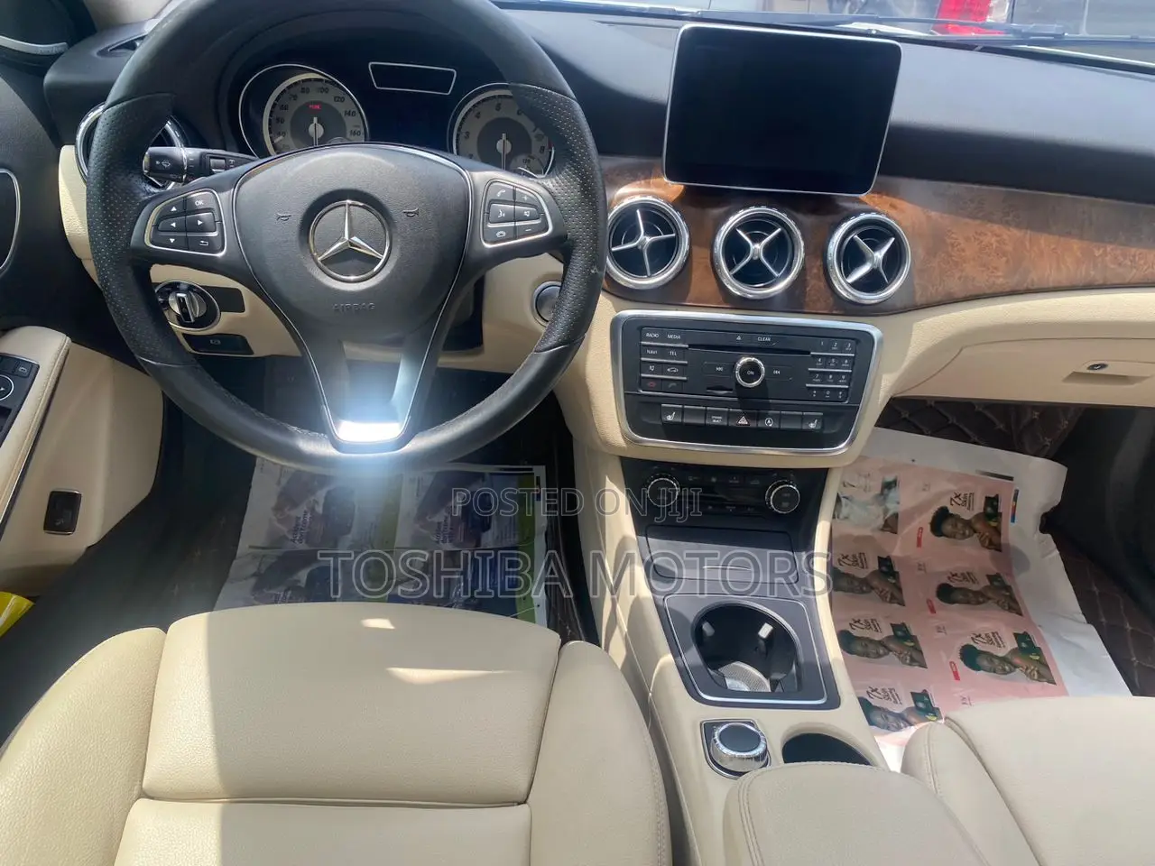 Mercedes-Benz GLA 250 2016 White