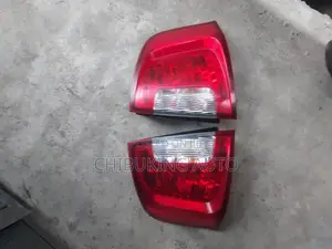 Light Ford Edge 2012