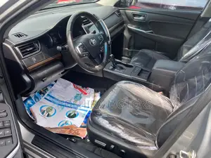 Toyota Camry 2017 Silver