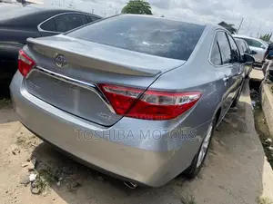 Toyota Camry 2017 Silver