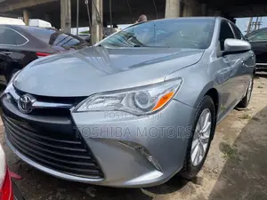 Toyota Camry 2017 Silver