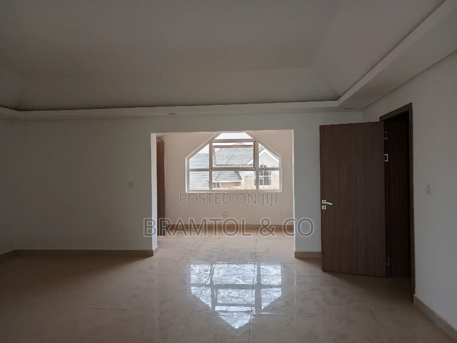 4bdrm Duplex in Maitama for rent