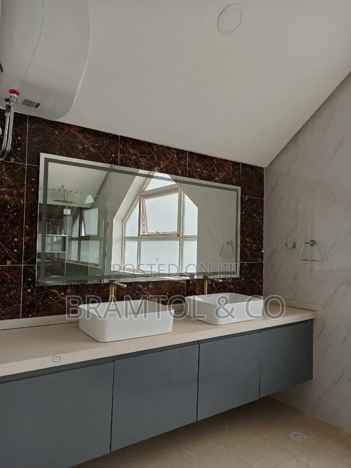 4bdrm Duplex in Maitama for rent