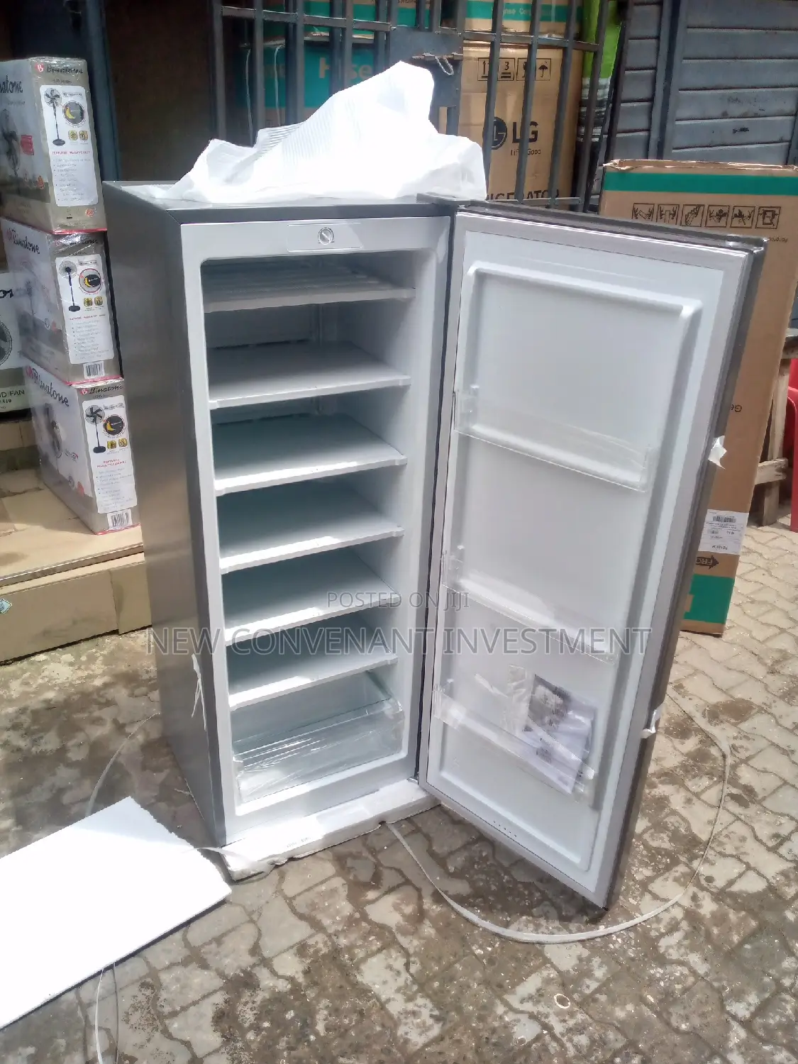 Hisense Upright Freezer Model RS 189 DR 49kg