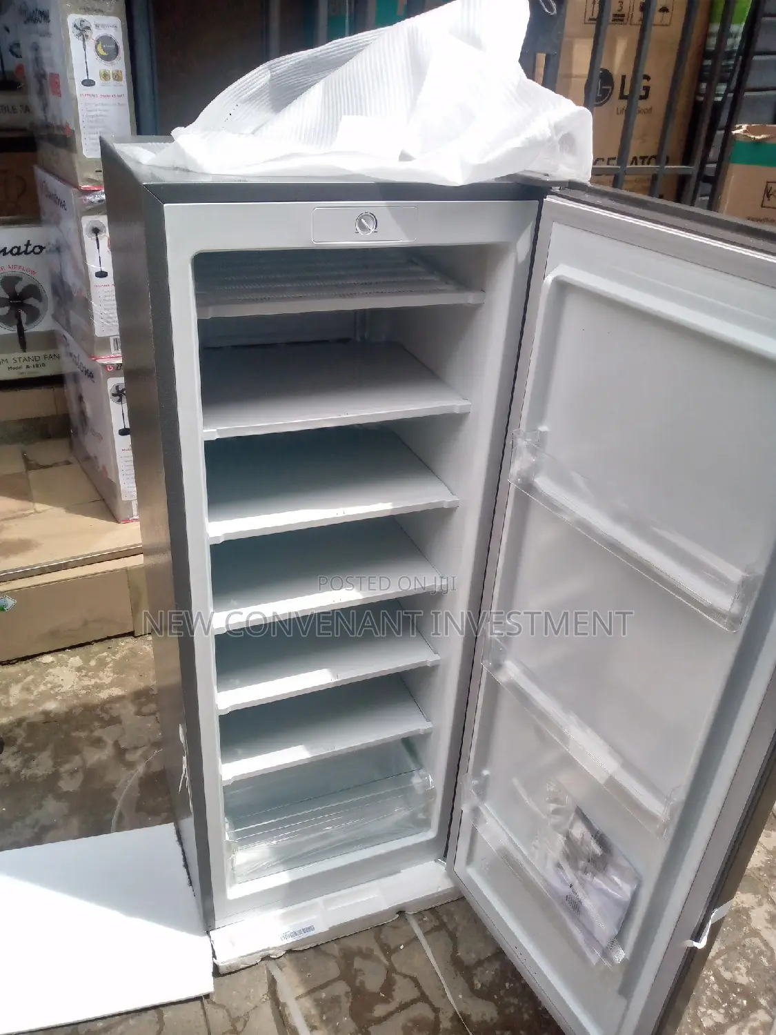 Hisense Upright Freezer Model RS 189 DR 49kg