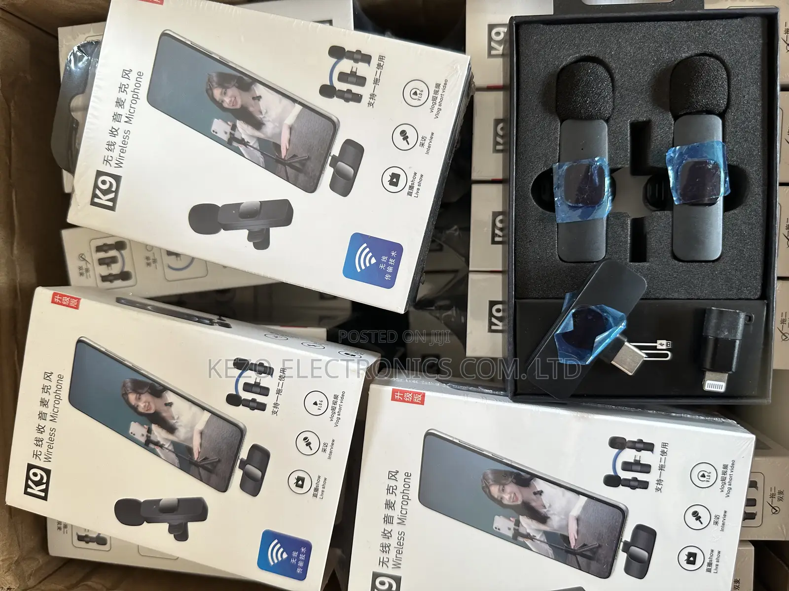 iPhone and Type C Wireless Microphone