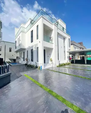 Furnished 5bdrm Mansion in Private Estate Osapa for sale