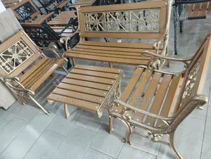 Estate Road Side Outdoor Garden Bench