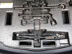 Toyota Camry XLE (2.5L 4cyl 8A) 2019 Black
