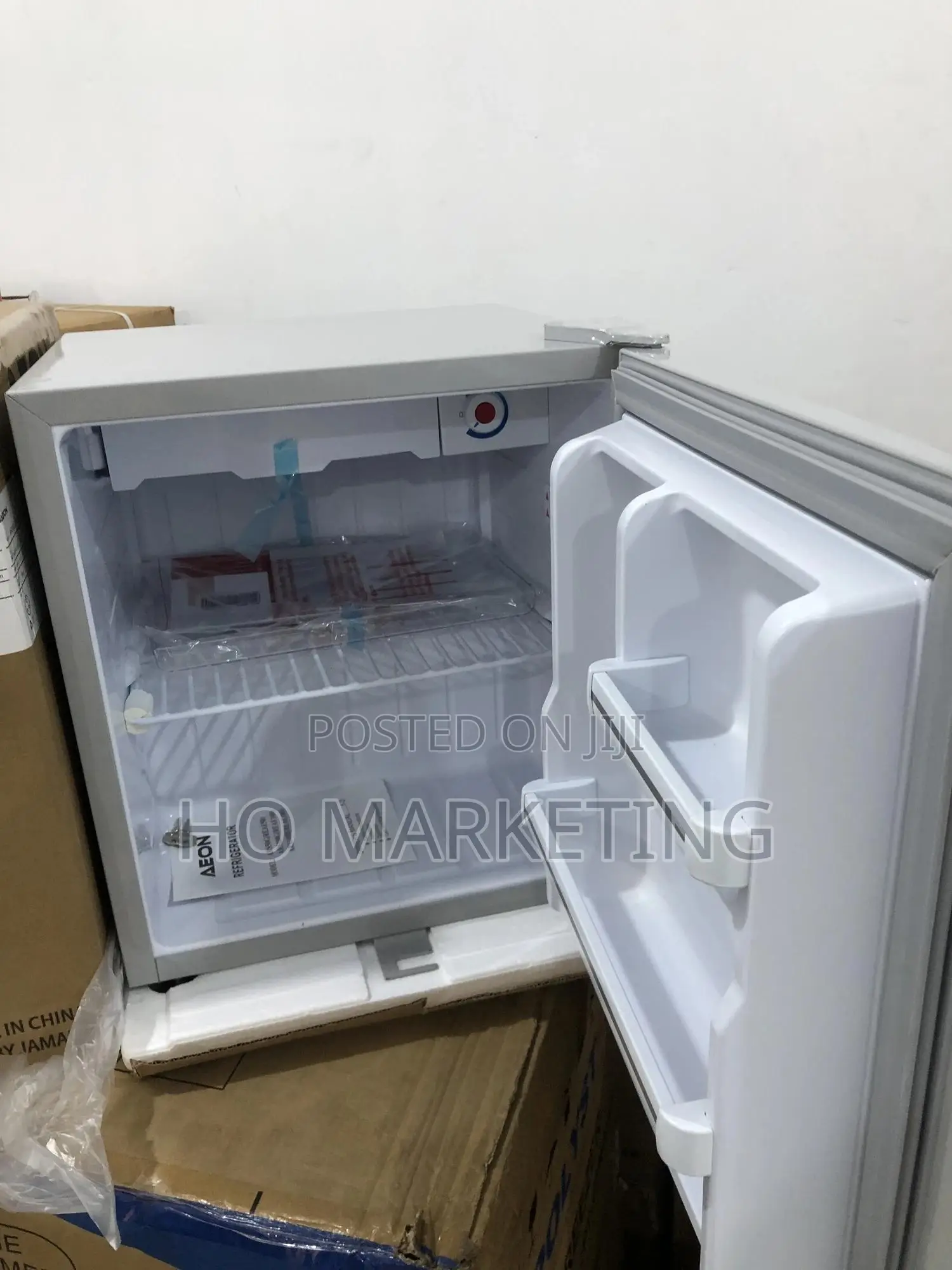 Aeon 45l Mini Refrigerator