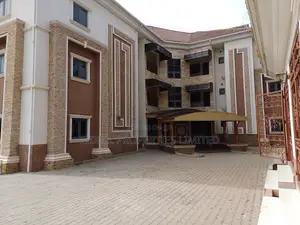 3bdrm Block of Flats in Guzape District for rent