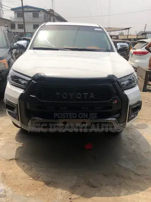 Upgrade Your Old Hilux to 2018 Face