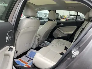 Mercedes-Benz GLA 250 2015 Gray