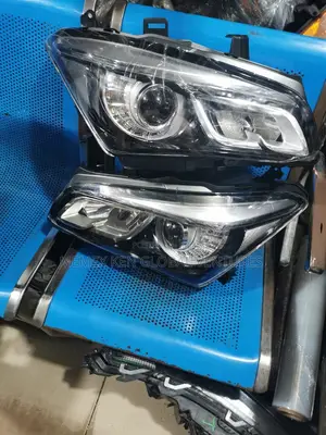 Head Lamp Infinity Qx56/Qx80 2018