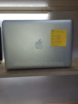 Laptop Apple MacBook 2012 4GB Intel Core I5 HDD 500GB