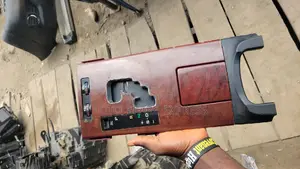 Gear Selector Cover Is250 2008