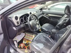 Toyota Matrix 2011 Gray