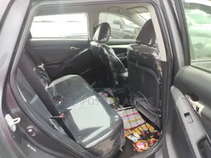 Toyota Matrix 2011 Gray
