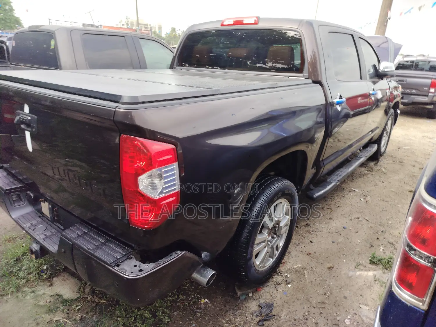 Toyota Tundra 2017 Black