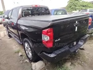 Toyota Tundra 2017 Black