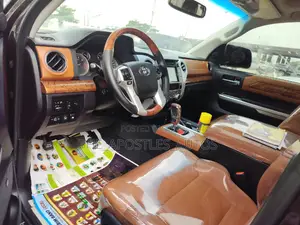Toyota Tundra 2016 Brown