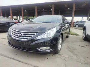 Hyundai Sonata Limited Sedan FWD (2.4L 4cyl 6A) 2013 Black
