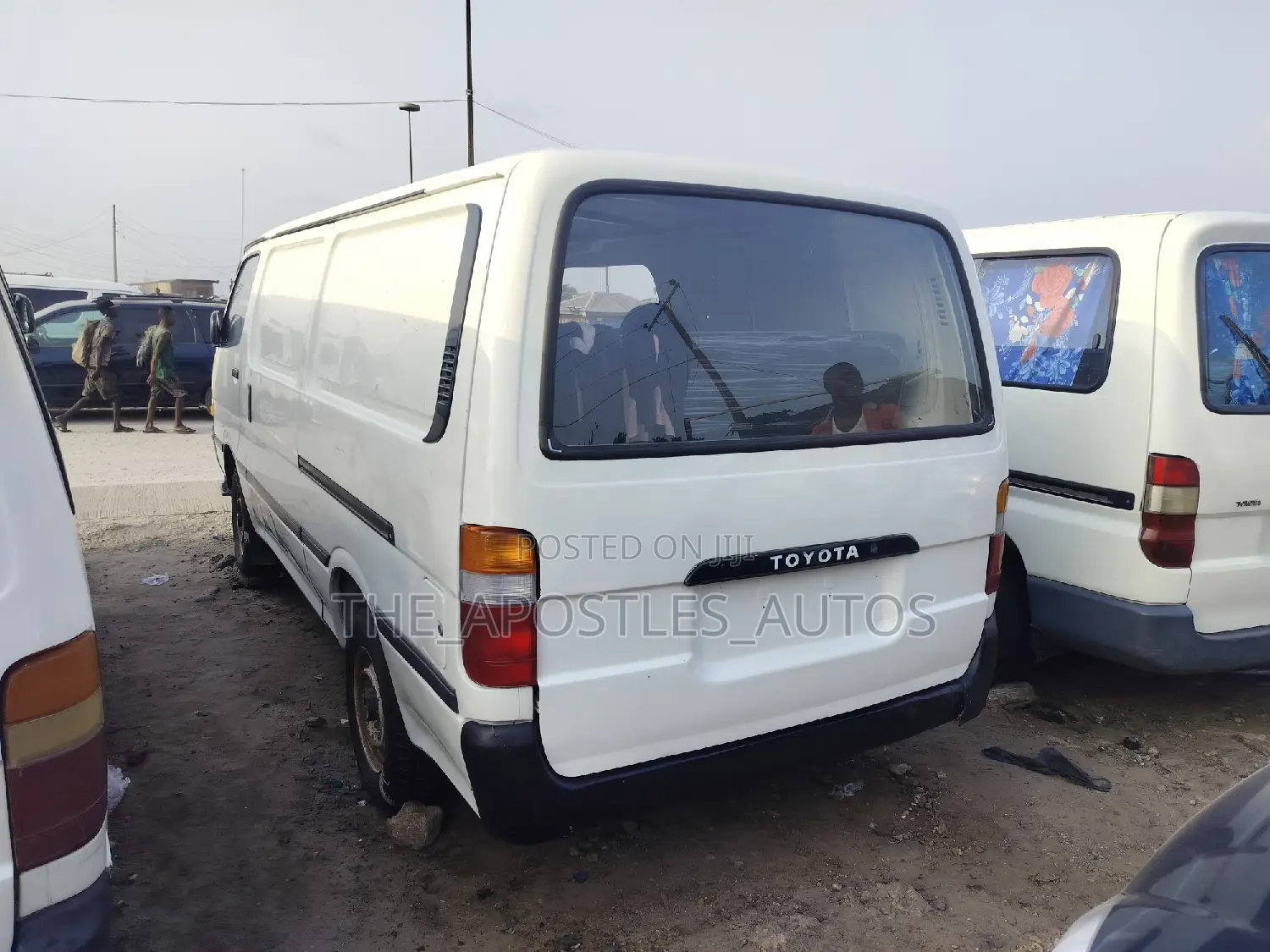 Toyota HiAce 2007 White