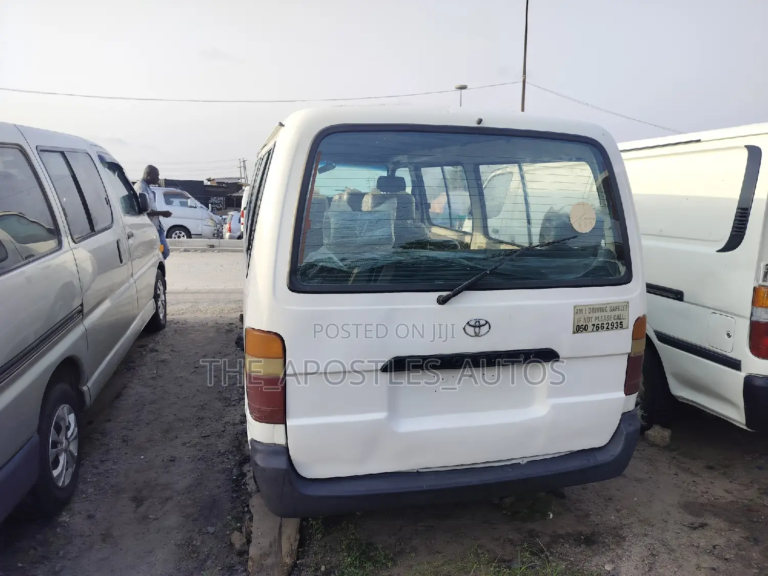 Toyota HiAce 2007 White