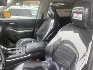 Toyota Highlander XLE 2021 Gray
