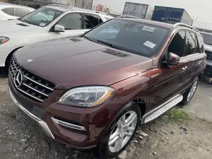Mercedes-Benz M Class ML 350 4Matic 2013 Pink