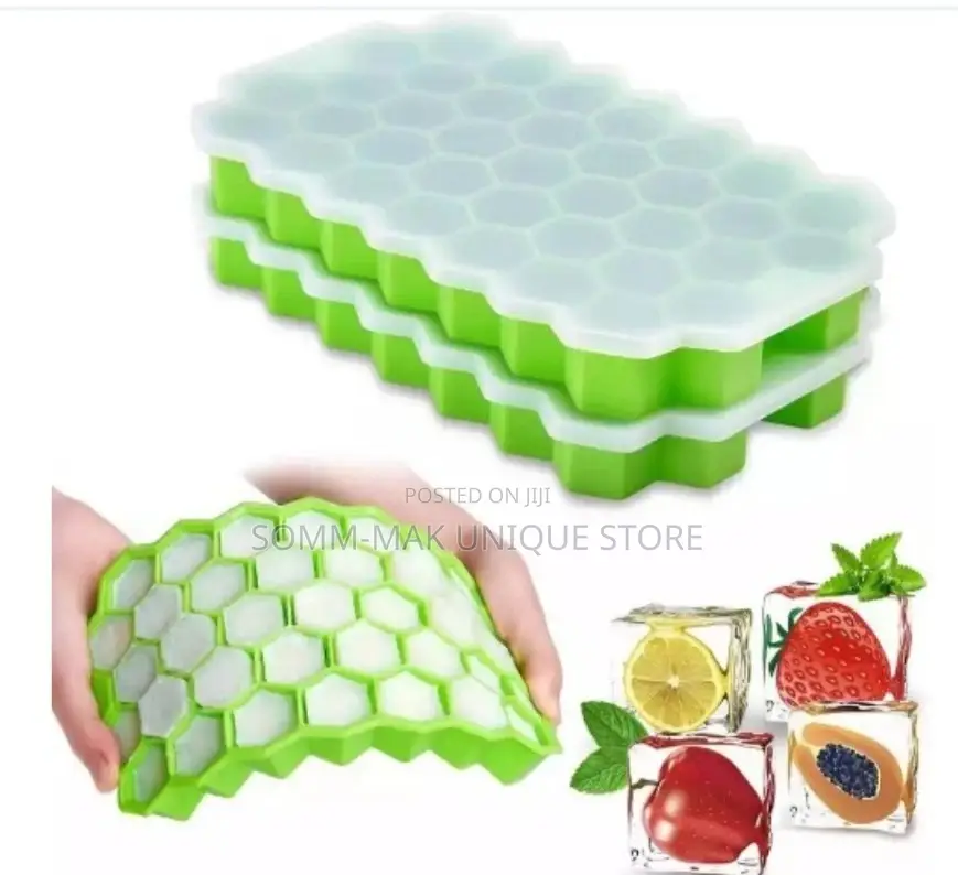 Honeycomb Reusable Silicone Ice Cube Mold With Lid Cover