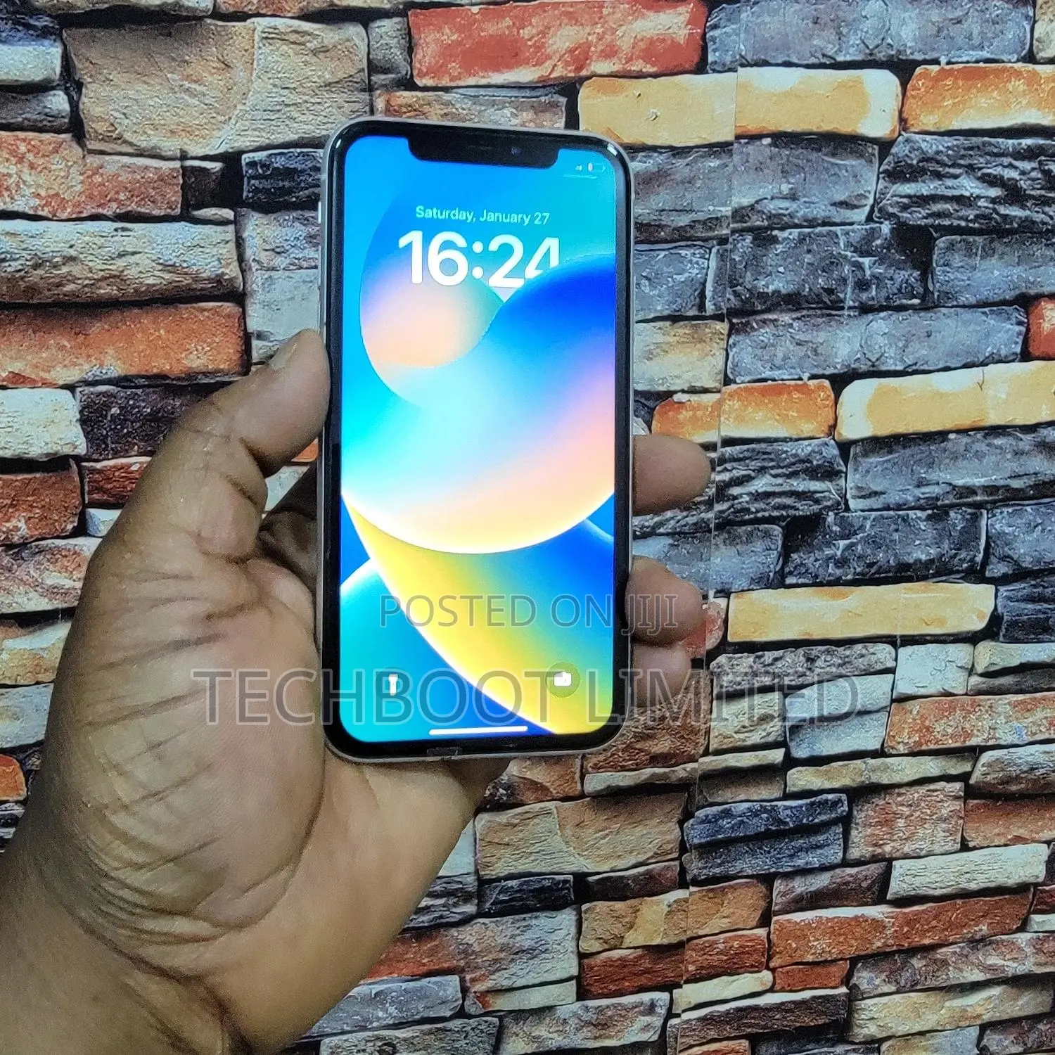 Apple iPhone XR 64 GB White