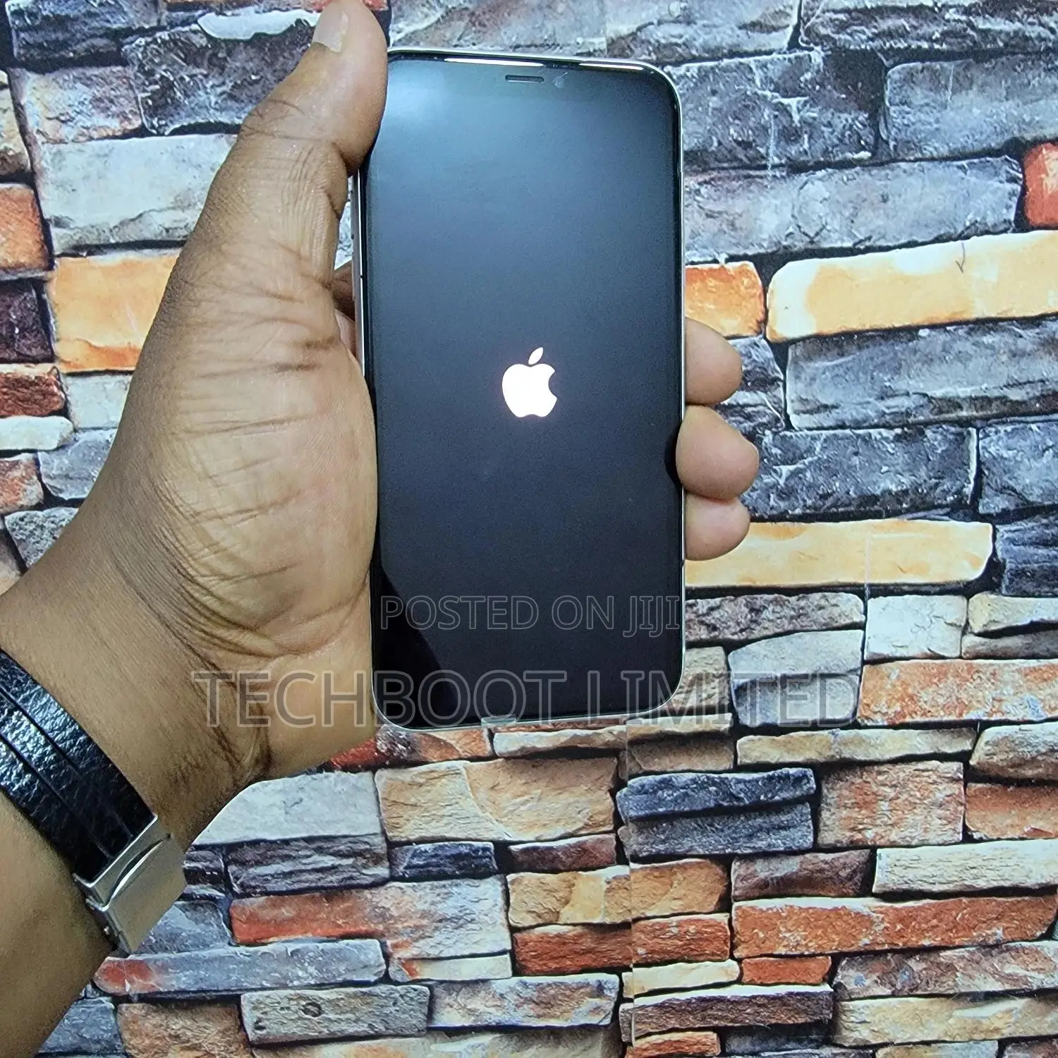 Apple iPhone XR 64 GB White