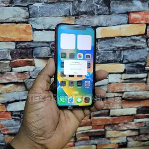Apple iPhone XR 128 GB Red