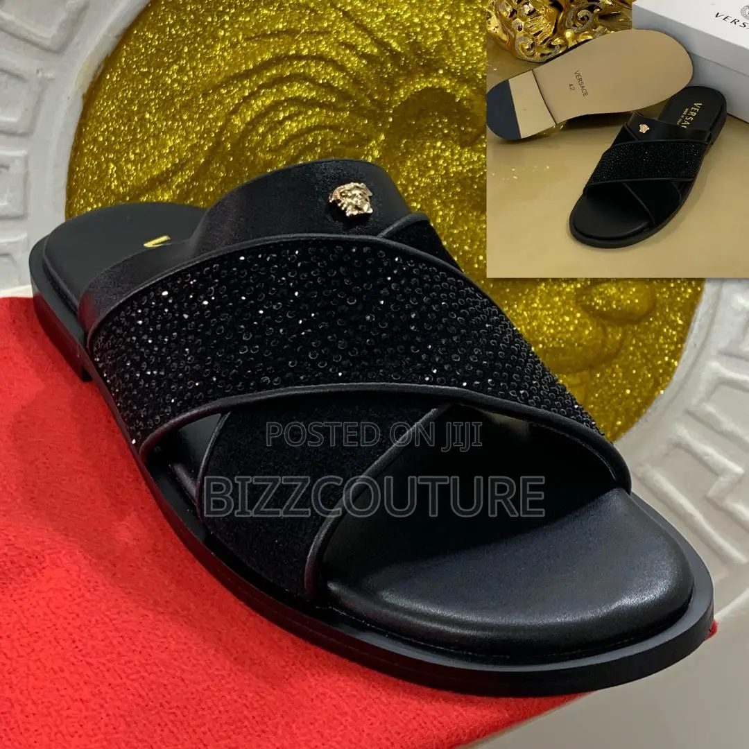 Original VERSACE Slippers in Store