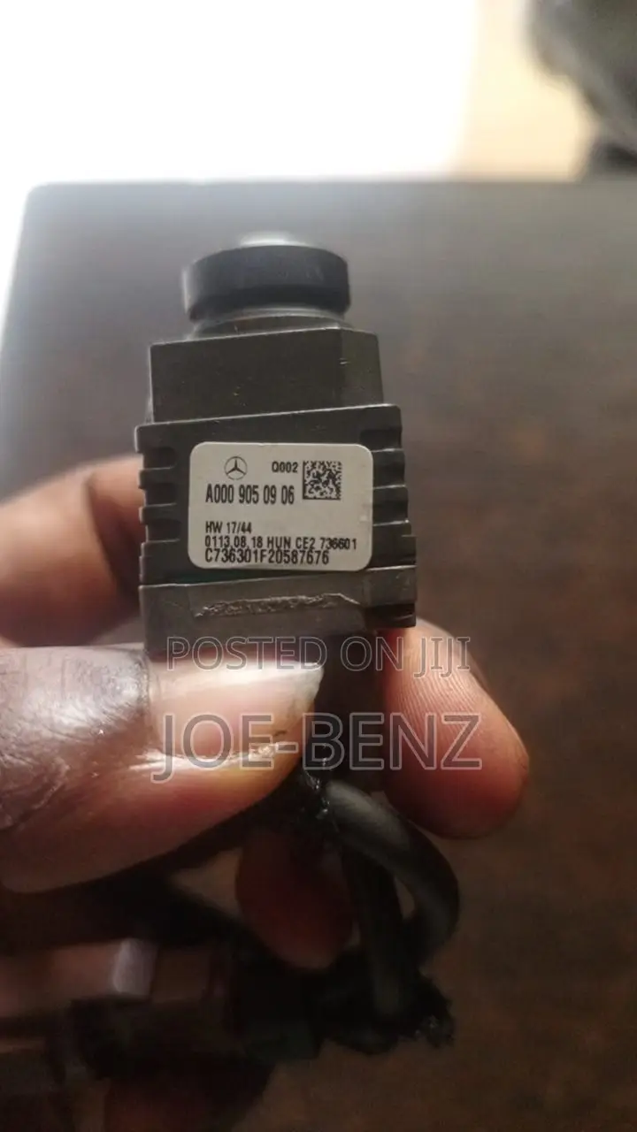 GLC300 2017 Front Camera