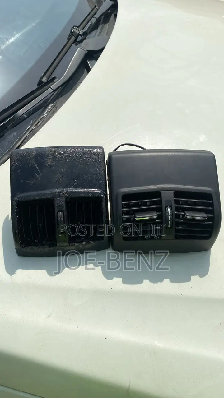 E350 2010 Back Console Ac Vent