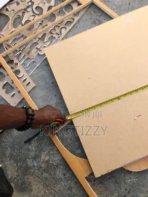 Acrylic Glass With Cutting