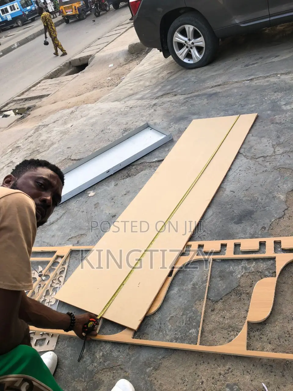 Acrylic Glass With Cutting