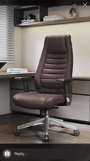 Strong Quality Executive Office Swivel Chair