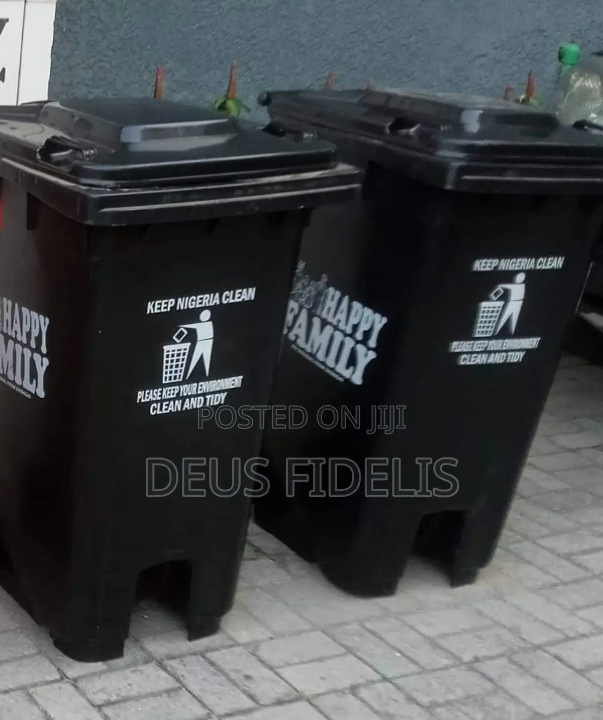 Waste/Refuse Container With Tyres