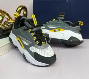 Photo - Premium Quality Dior Essentials B22 Luxury Sneakers
