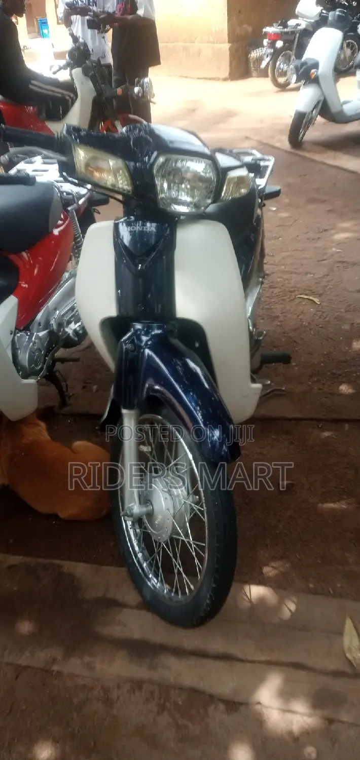 Honda 2019 Blue