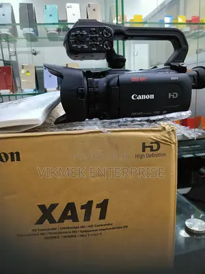 Canon Xa11 Open Box 99 Percent New