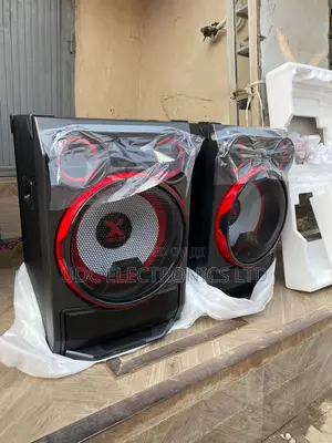 LG Xboom Cks99f 5000W RMS